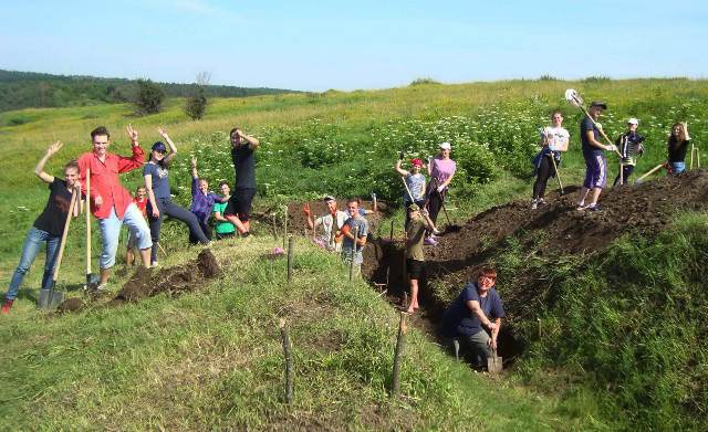 Початок розкопок